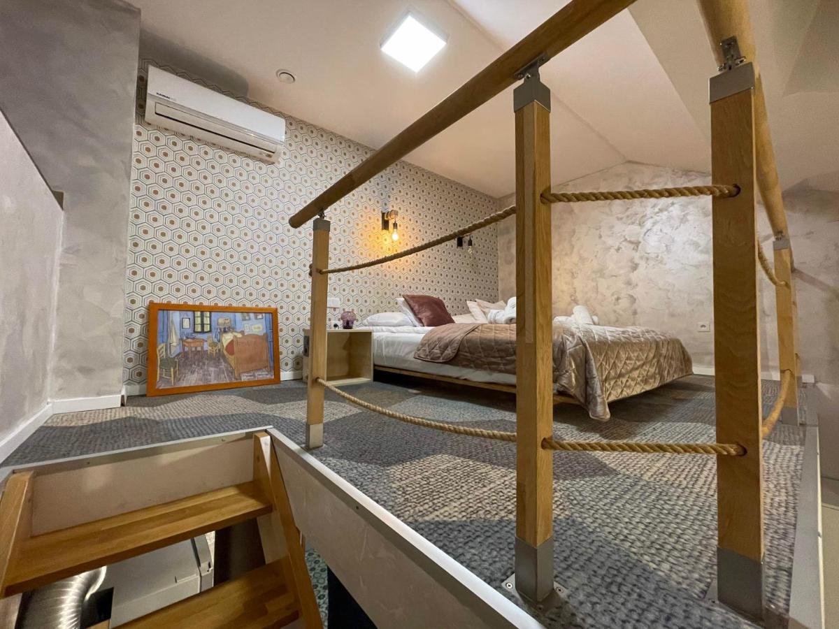 Апартаменти Main Square Platan Loft Collection Краків Екстер'єр фото